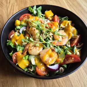 SAŁATKA Z KREWETKAMI